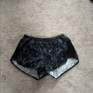 Black XS Old Navy Active shorts.